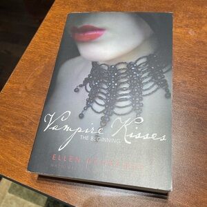 📖 Vampire Kisses: The Beginning by Ellen Schreiber (Paperback)